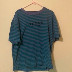 Guess shirt bundle, the first 5 shirts are Xl then the rest are L, message me